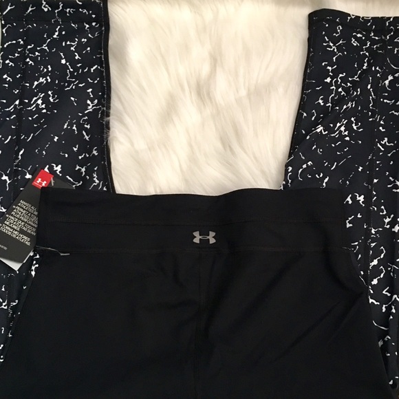 UnderArmour leggings - Picture 2 of 3